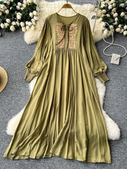 Women's Loose-fit Vacation-style Embroidered Dress