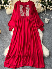 Women's Loose-fit Vacation-style Embroidered Dress